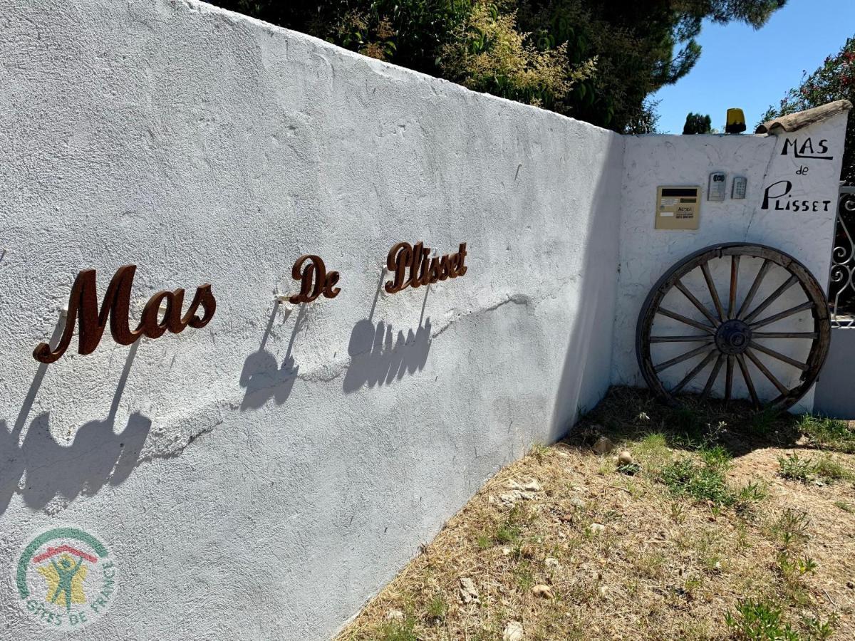 Mas De Plisset Apartment Saint-Gilles  Ngoại thất bức ảnh