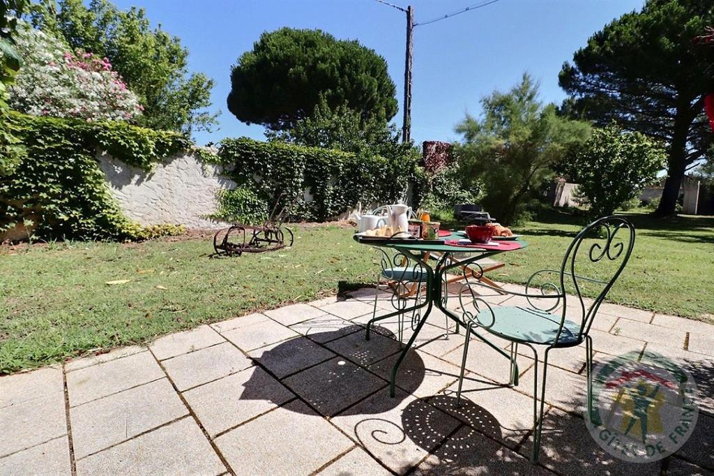 Mas De Plisset Apartment Saint-Gilles  Ngoại thất bức ảnh