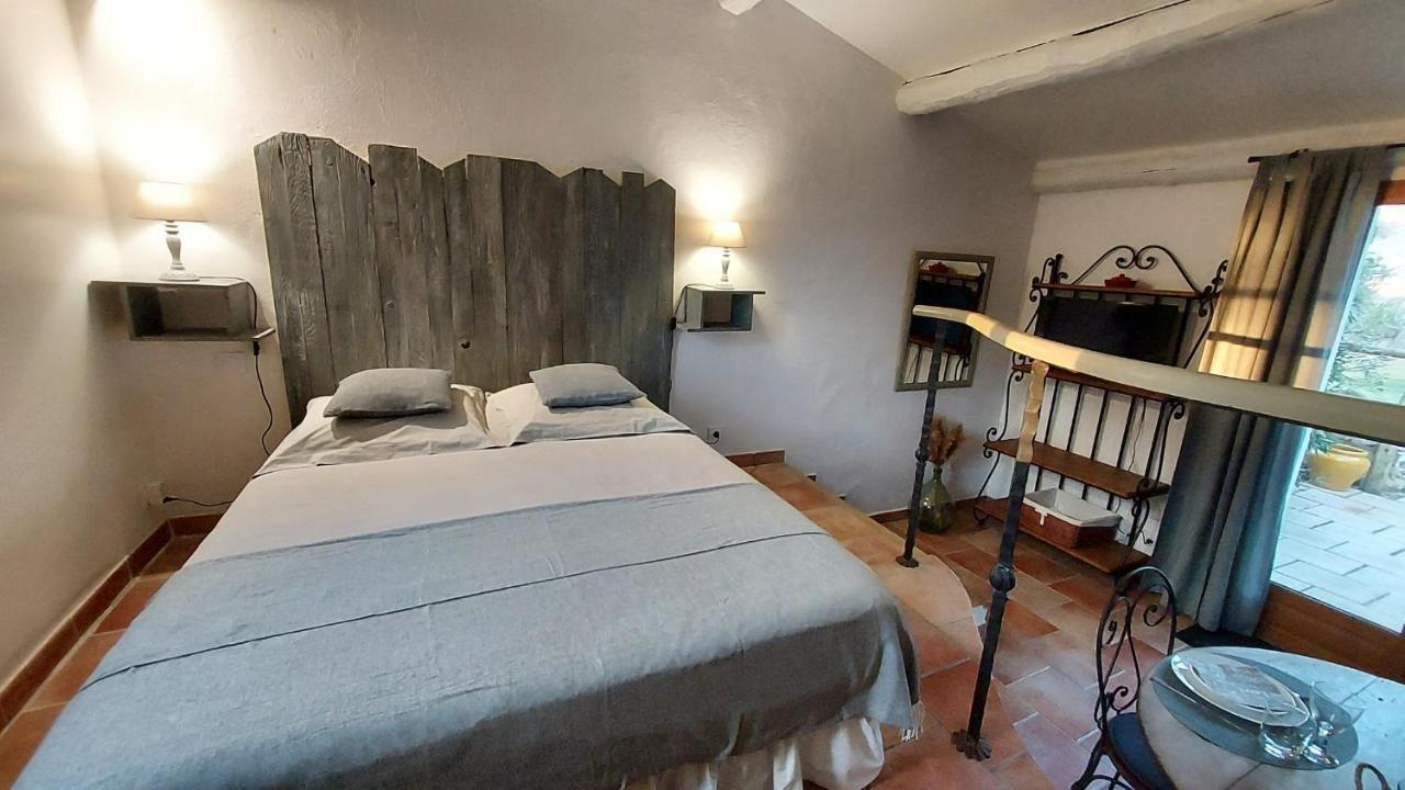 Mas De Plisset Apartment Saint-Gilles  Ngoại thất bức ảnh