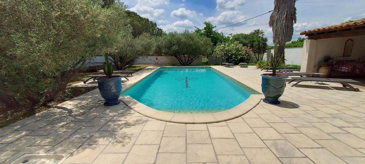 Mas De Plisset Apartment Saint-Gilles  Ngoại thất bức ảnh
